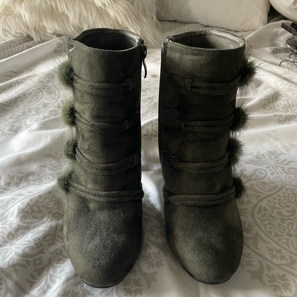 Green booties. Super cute. Size 9
